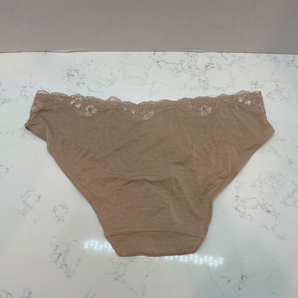 Triumph Lace Trim Underwear - Picture 2 of 4